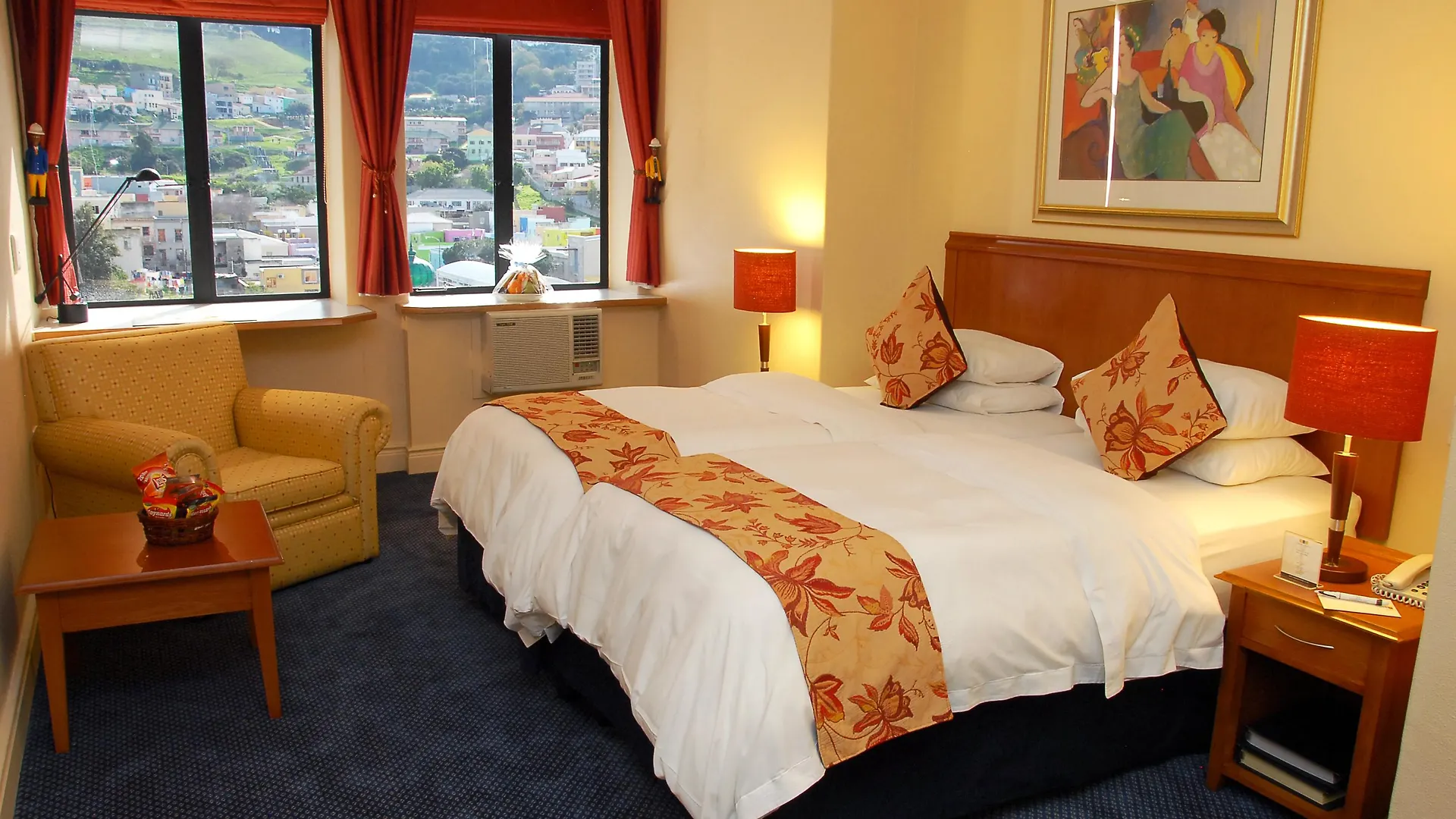 Cape Town Lodge Hotel